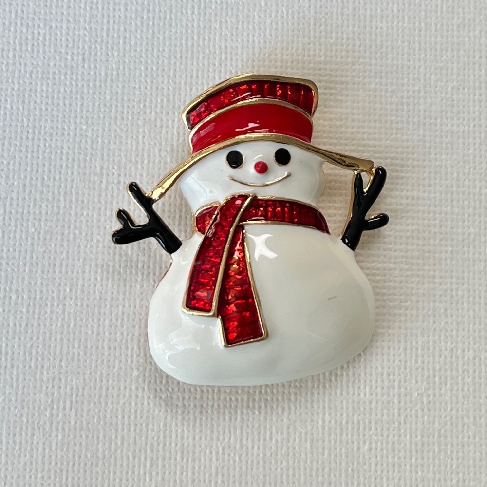 Brooch, Snowman, white & red enamel paint, NIP, 1.25” x 1.75” w/display case